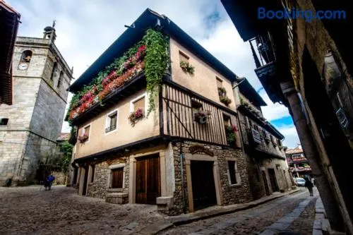 La Esquina de Animas - Image 1