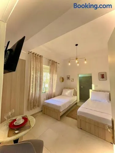 Skrapari Studio Apartment - Image 1