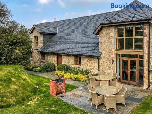 5 Bed in Okehampton oc-73264 - Image 1
