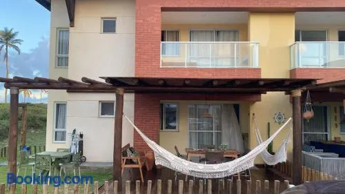 Apartamento na Praia do Baixio, Condomínio Fechado Pé na Areia - Image 1