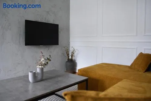 CROWN apartment 4 - Image 1