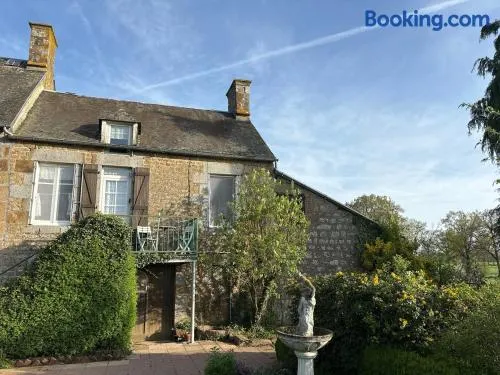 11 Steps Rustic Charming Flat in Normandy - Image 1