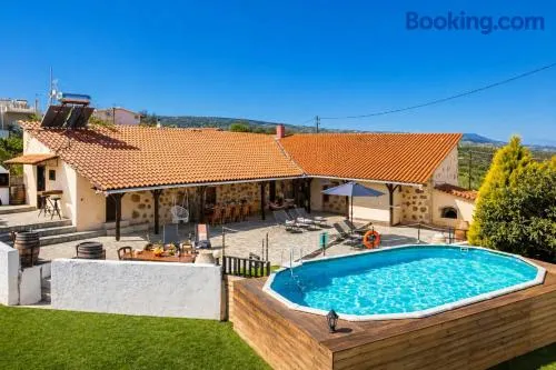 Villa Roupes Stone - Image 1