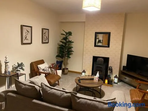 Esviken 2 in heart of Kirkwall - Image 1