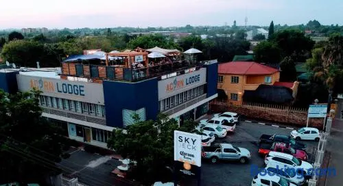 Acorn Lodge & SKYDECK - Image 1