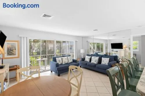 Outrigger Resort #4 - Image 1