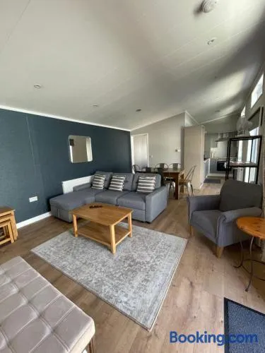 Derw View Green Lodge - Image 1