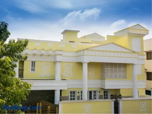 Iris Comfort Inn - Image 1
