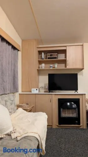 Spacious and welcoming 8 Berth caravan at Parkdean Regent Bay - Image 1
