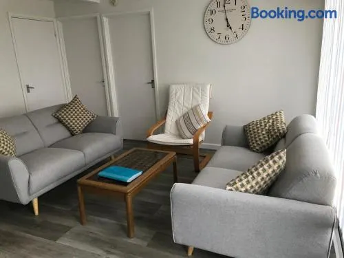 310 Norton Park - Image 1
