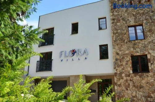 FloraVilla - Image 1