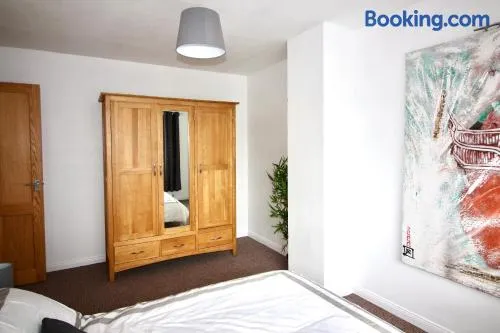 Carwood House - Image 1