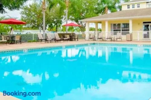 Palm Key Oasis - Close to Attractions - Image 1