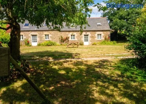Maison familiale avec jardin - Plougonvelin - Image 1