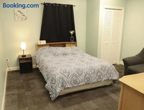 2 Bedroom Unit - Image 1