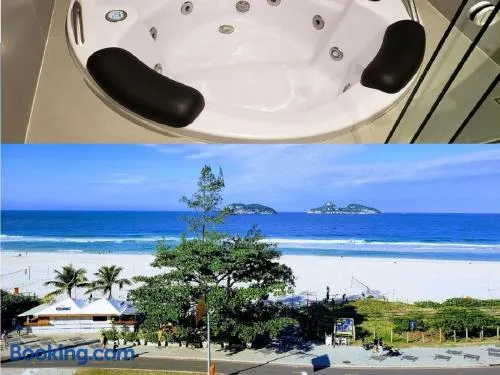 Bondai - Praia do Pepê, alto padrão, vista incrível, 4 quartos, hidromassagem - Image 1