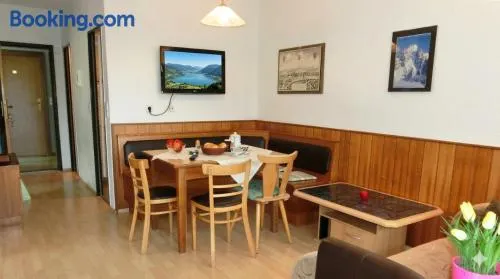 LANZ Haus KMB Seeappartement am Ossiacher See, Hallenbad, Skiarena Gerlitzen - Image 1