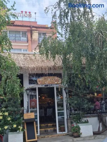 Vromos Guest House - Image 1