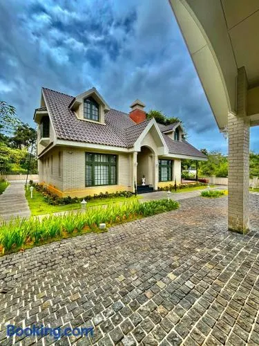 Hanberry Luxury Cottage - Image 1