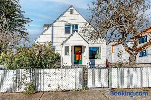 Renovated home in central location with hot tub theater fast wifi & work desks - Image 1