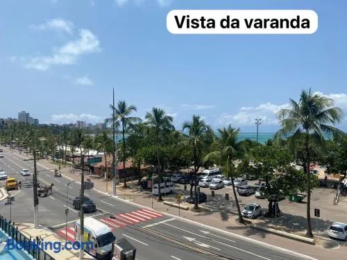 Vista única à BEIRA-MAR na praia de pajuçara com dois quartos- Apto 302 - Image 1