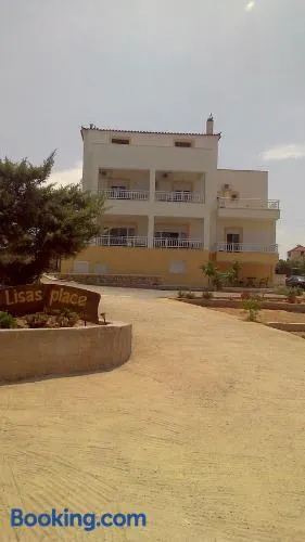Lisa's Place - Image 1
