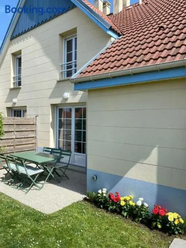 Le courlis en baie terrasse, jardin , parking privé - Image 1