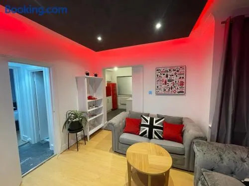 Stylish 1 bedroom Flat Brixton - Image 1