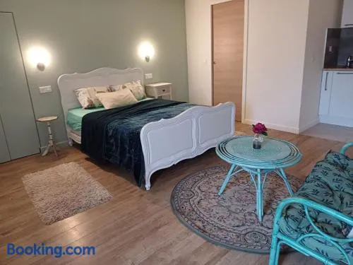 un petit studio moderne et conviviale - Image 1
