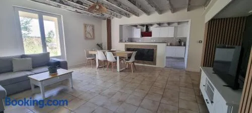 Maison à la campagne tout équipée - Image 1