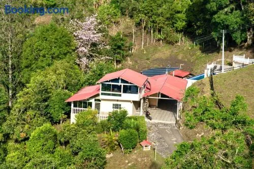 Finca alto Bonito Jacuzzi Piscina y WiFi - Image 1