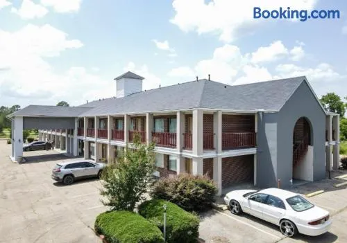 Mississippi Hotel - Image 1