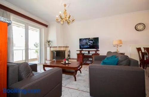 Spartan 5th floor apartment - Image 1