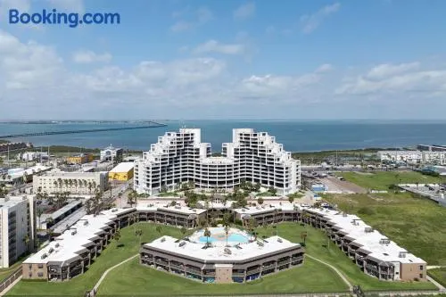 Sunchase IV by South Padre Resort Rentals - Image 1