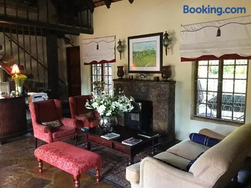 Warrens Guest House - Image 1