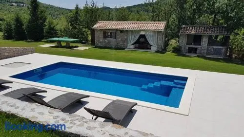 Poolhouse Roc (3458) - Image 1