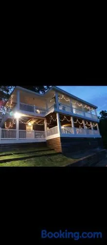 Shad Cove Lake Rentals - Image 1