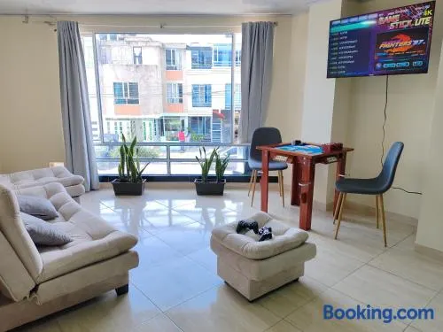 Apartamento familiar en zona norte de Tunja, cerca a Viva, con parking - Image 1