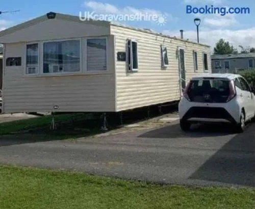 Caravan Primrose Valley WW - Image 1