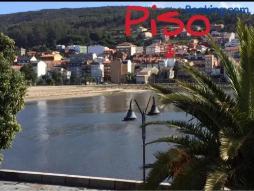 Apartamento junto al paseo marítimo de Cee - Image 1