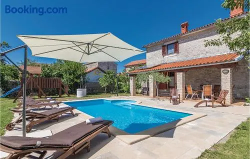 Holiday Home Cabrunici Vi - Image 1