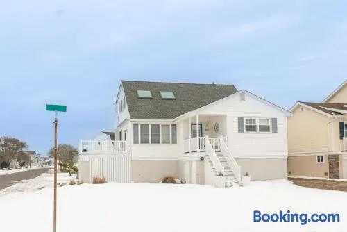 Ocean City 2BR Condo - Image 1
