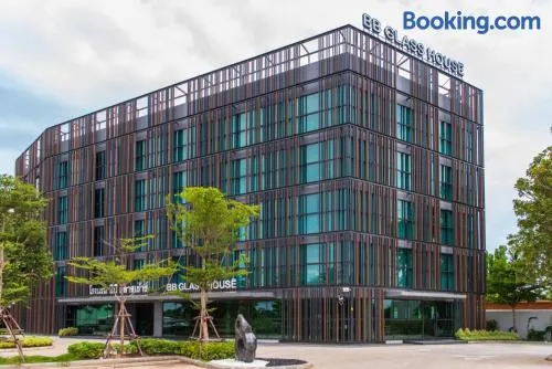 บีบี กลาสเฮ้าส์ ฉะเชิงเทรา2 BB Glass House Chachoengsao Hotel - Image 1