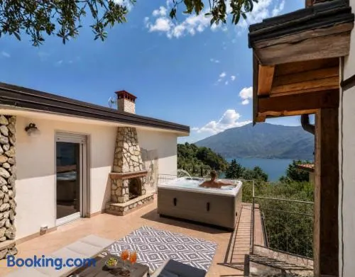 Villa Natura Panoramic Lake Garda - Image 1