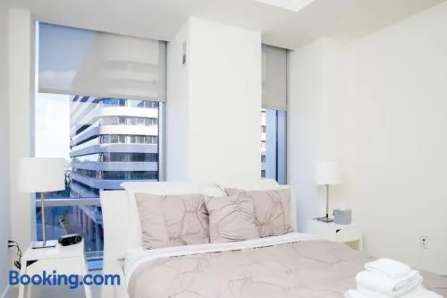 Arlington 2BR 2Ba Fully Furnished Apartment in Crystal City apts - Image 1