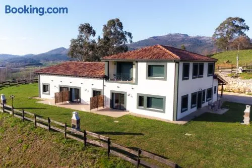 Apartamentos Alto Ubiro - Image 1