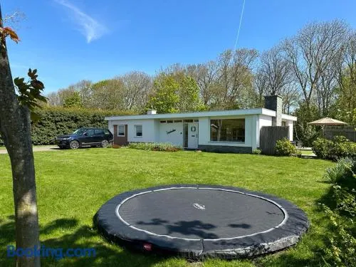 Family bungalow with garden for 6-8 people - Image 1