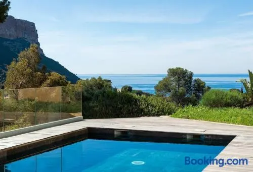Super Cassis Paradis 8p piscine vue mer - Image 1