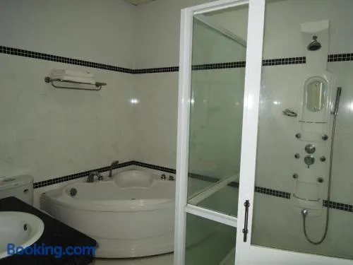Hung Vuong Hotel - Image 1