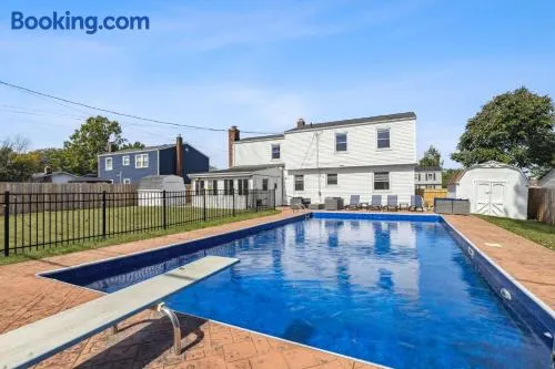 Ultimate Group Escape Heated Pool - 12 Guests - Image 1